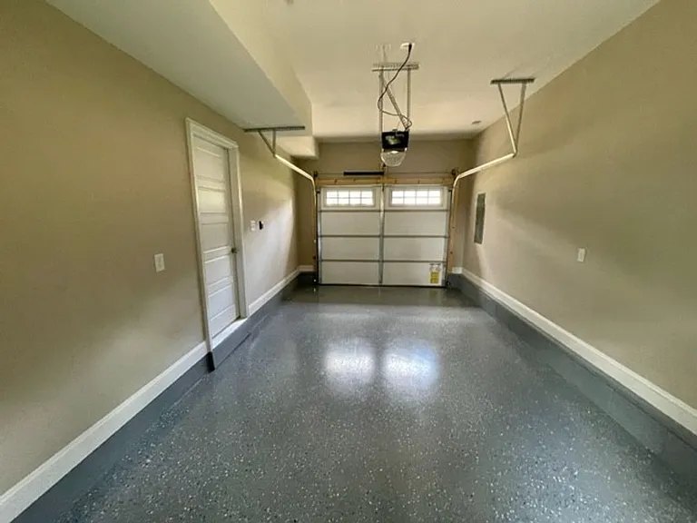 1212 Cardinal Creek Dr — Photo 11