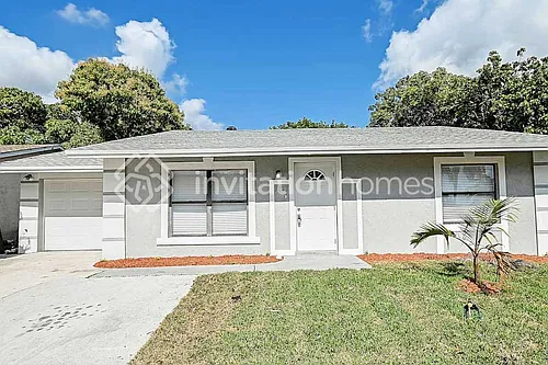 5825 Ithaca Cir W Photo 1