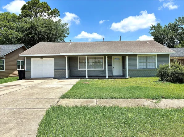 631 Roper St, Houston, TX 77034