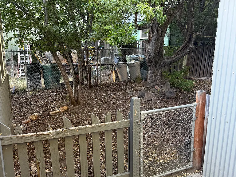 255 S F St — Photo 11
