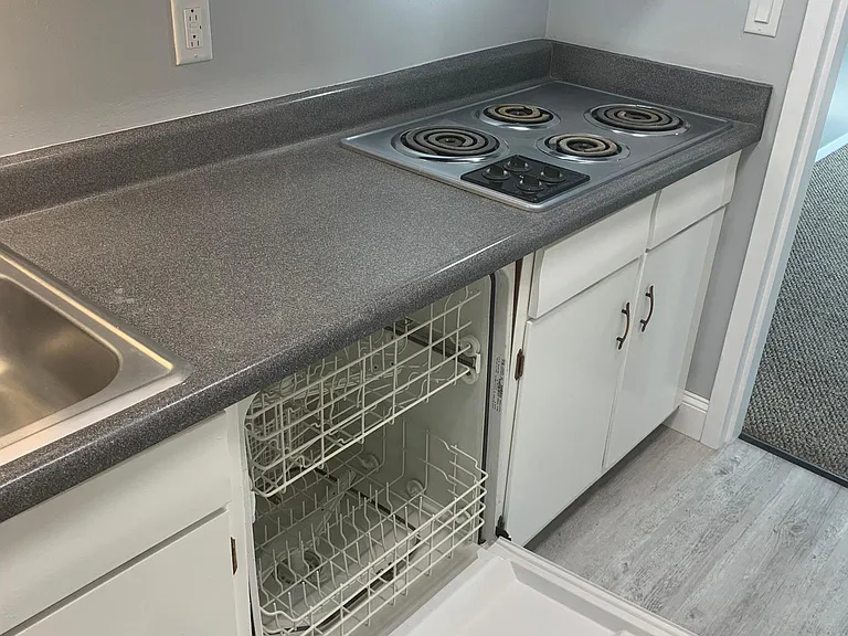 727 W Riverview Ave #405 — Photo 8