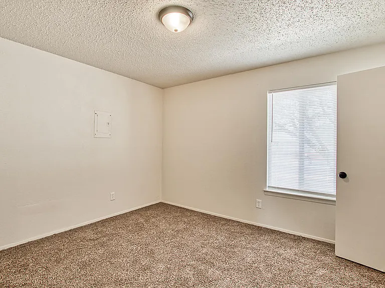 10720 McAllen Pl — Photo 30