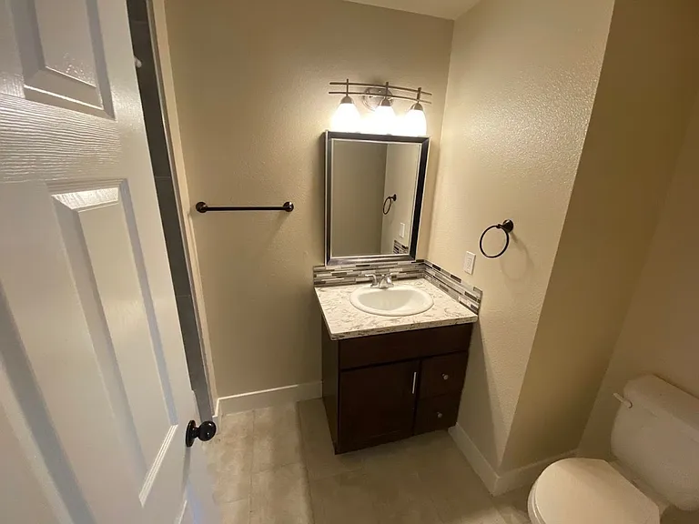 4013 Andedon Cir — Photo 10