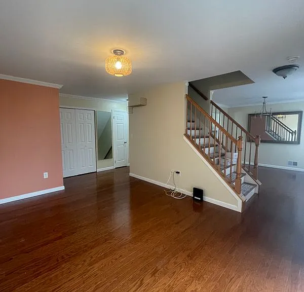 92 Callahan Ct — Photo 12