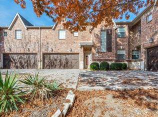 2968 Europa Dr, Grand Prairie, TX 75052