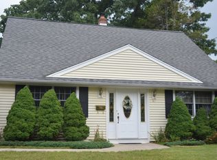 81 Westbrook Ave, Midland Park, NJ 07432