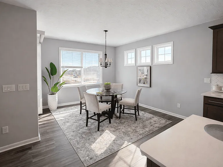 1290 Goldwell Dr — Photo 4