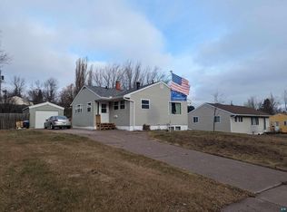 28 Evans Cir, Silver Bay, MN 55614