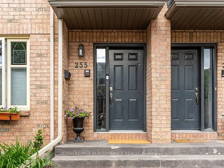255 Cathcart St #5 — Photo 2