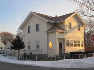 29 Elmwood Ave, Saugus, MA 01906