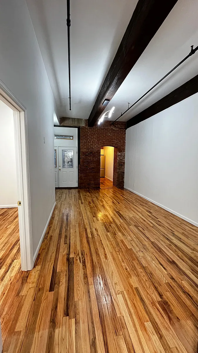 Building Photo - 384 Trenton Ave #1D