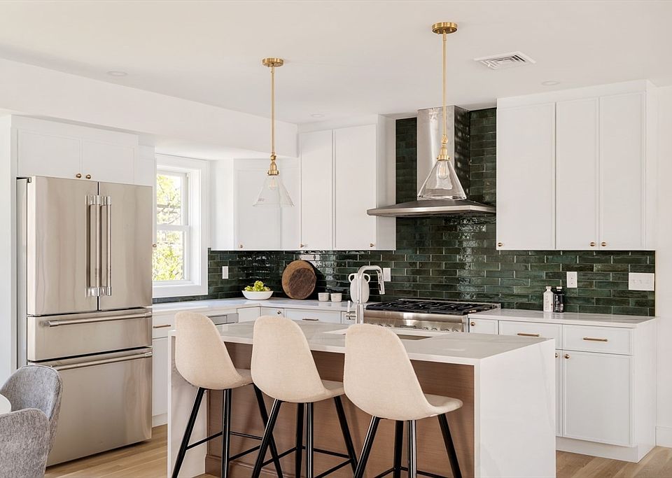 1st image of 9 Olive Ave #2