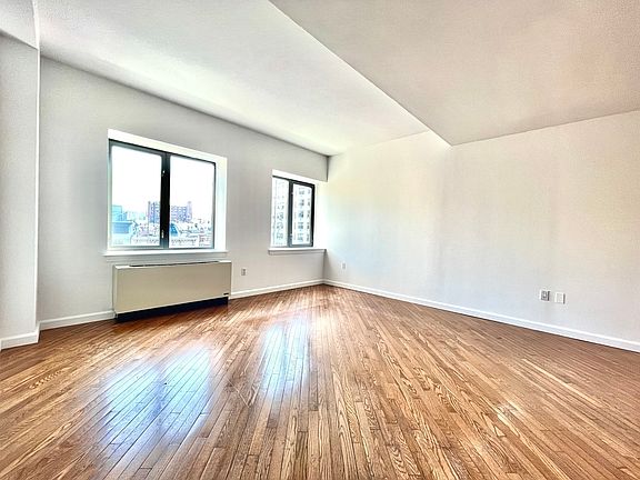 4th image of 401 W 22nd St APT 4h