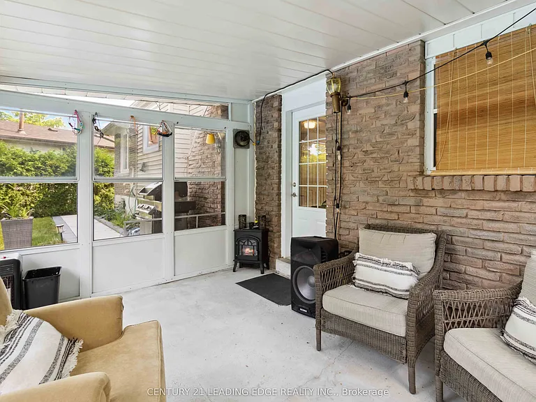 9 Trotters Ln — Photo 30