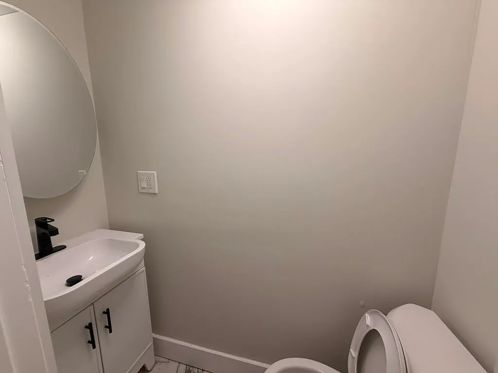 4 bed, 2.5 bath, $2,600 — Photo 2