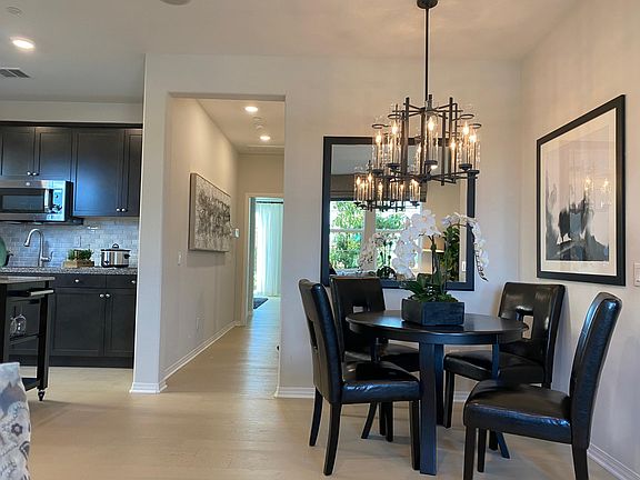 4th image of 10964 Roble St Unit 2