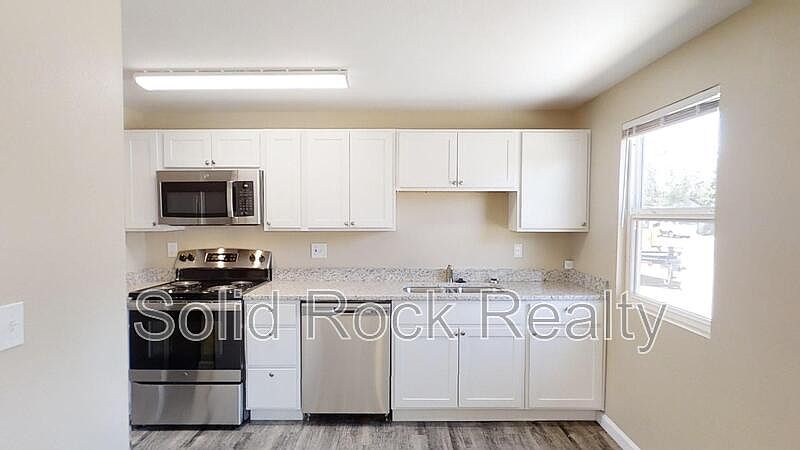 1st image of 2409 E Saint Vrain St #102