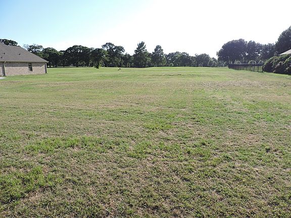 2nd image of 17654 Country Club Dr