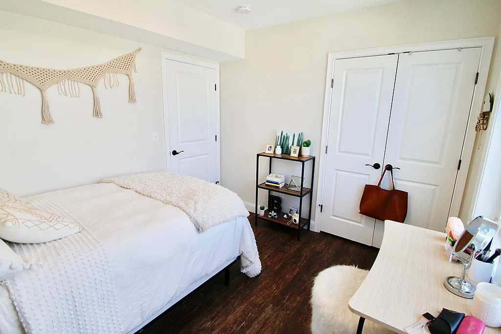 2 bed, $2,950 — Photo 3