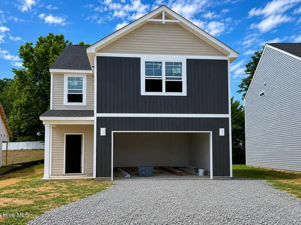 109 Crossvine Street, Selma, NC 27576