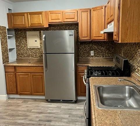 2nd image of 1418 Point Breeze Ave Floor 2