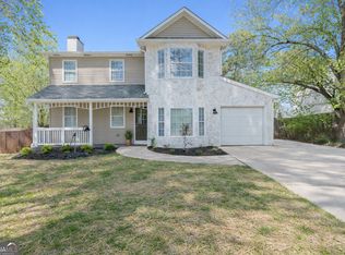 155 Bear Run Ct, Chattahoochee Hills, GA 30268