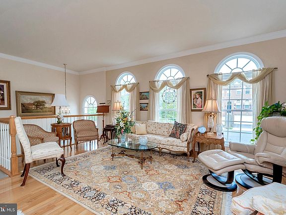 4th image of 2828 Wakewater Way