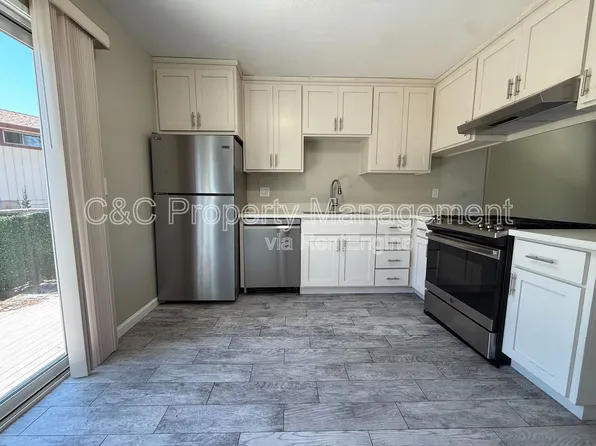 2895 Capitola Rd APT 16, Santa Cruz, CA 95062