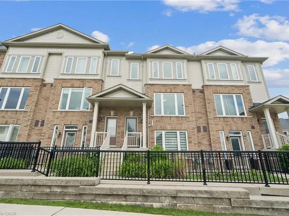 210 Law Dr, Guelph, ON N1E 0P6