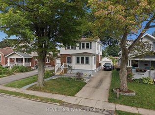 6238 Pine Grove Ave, Niagara Falls, ON L2G 4J2