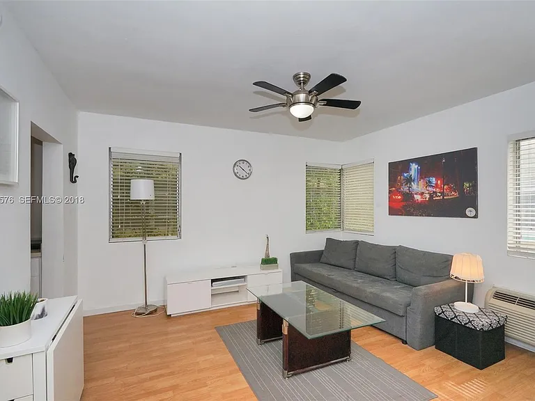 1027 Euclid Ave #5A — Photo 7
