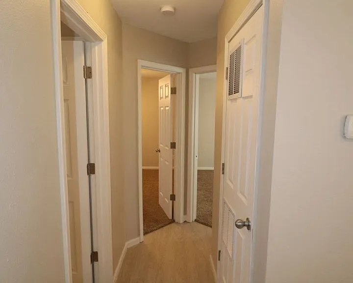 1304 N Jefferson St — Photo 7