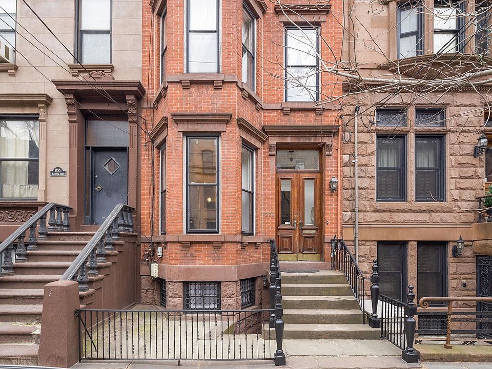 2nd image of 1222 Bloomfield St