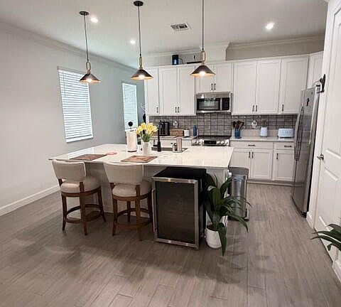 3rd image of 777 SE Bloomfield Road SE