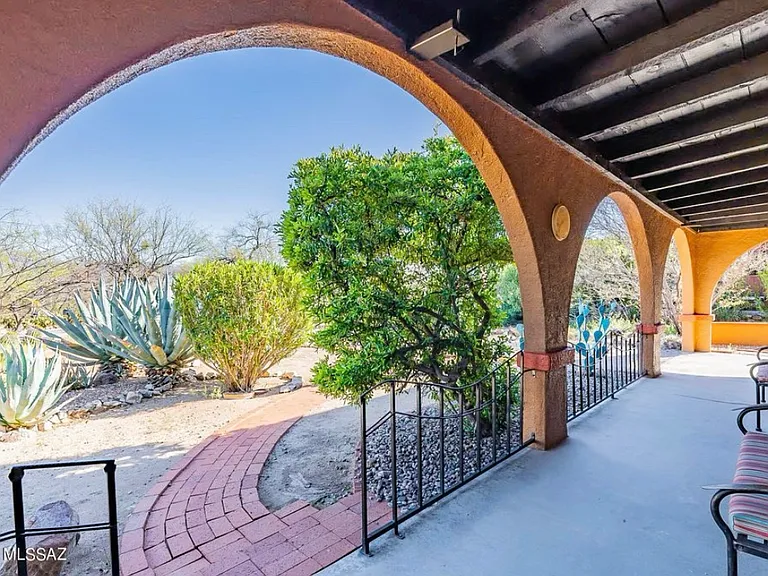 580 S Corpino De Pecho — Photo 5
