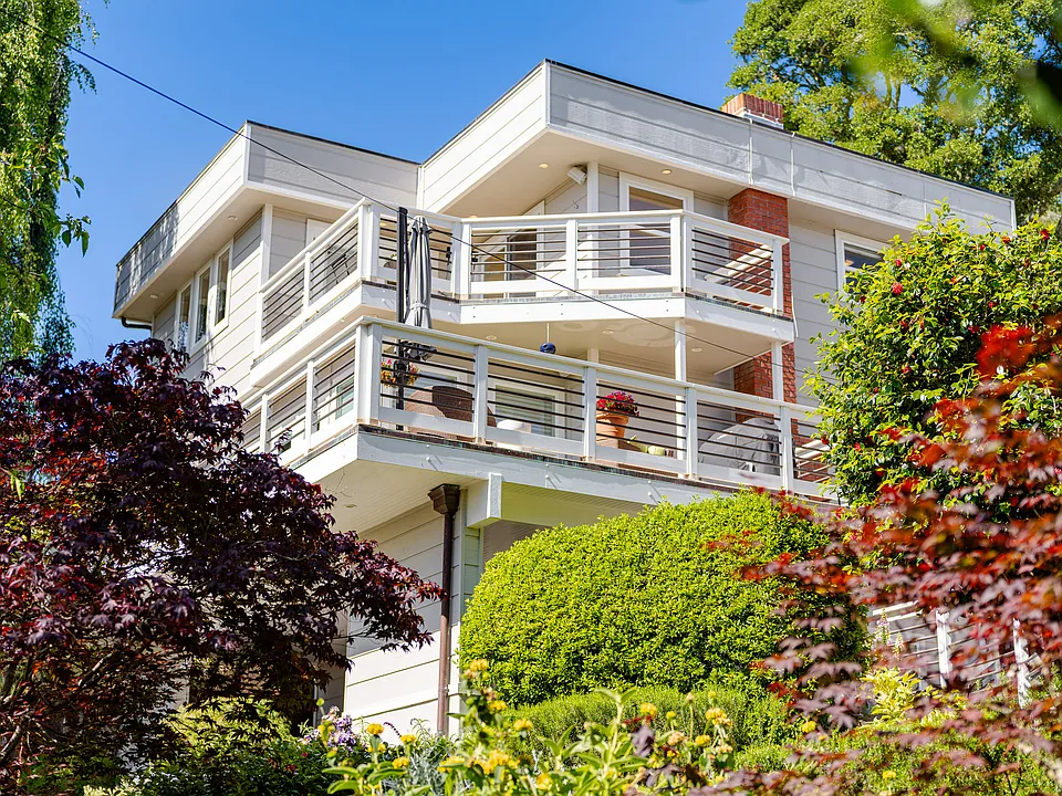 233 Wixon Ave