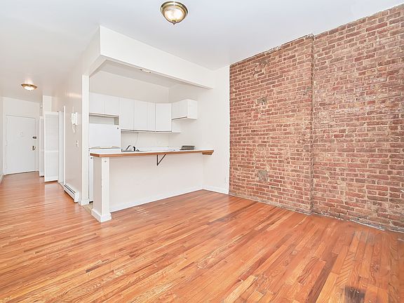 3rd image of 134 W 109th St APT 2B