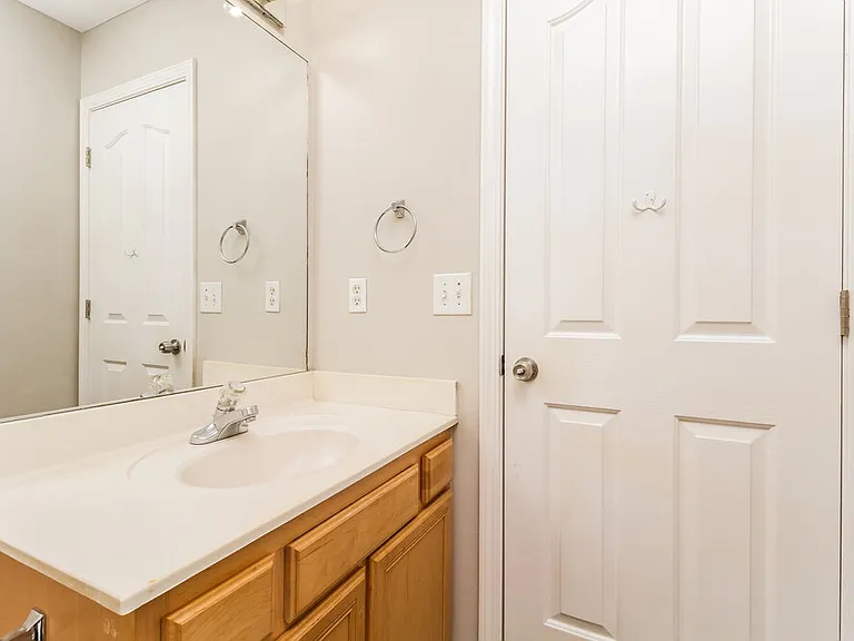 1313 E Nir Shreibman Blvd — Photo 17