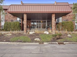1041 W Ogden Ave APT 118, Naperville, IL 60563
