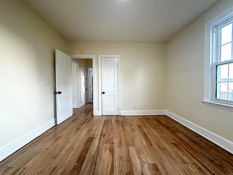 339 Thompson St #1 — Photo 25