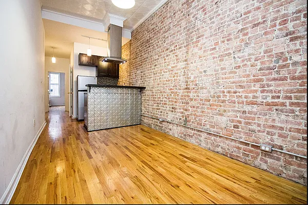 Rented by Nooklyn NYC LLC | media 2