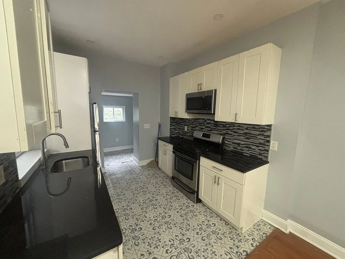 Ready To Move-In-2746 N 22nd St Philadelphia, Pa, 19132-2601 — Photo 4