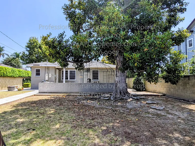 1022 N Baker St — Photo 34