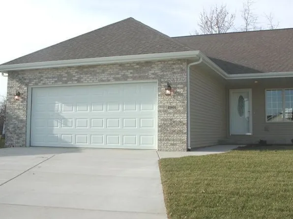 2901 Ocala Ln, Springfield, IL 62707