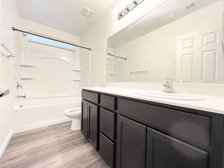 1146 Bobby Basin Ave — Photo 24