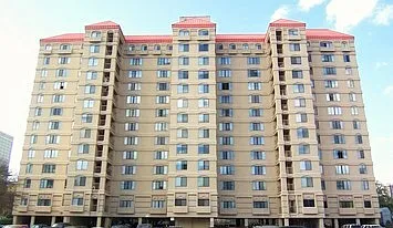 1600 Park Cir #218
