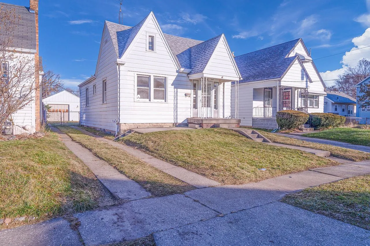 1716 Mansfield Rd photo 1