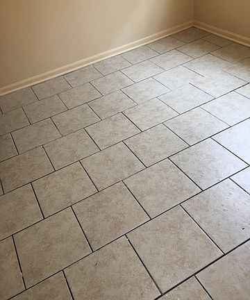 5th image of 5025 W Gladys Ave