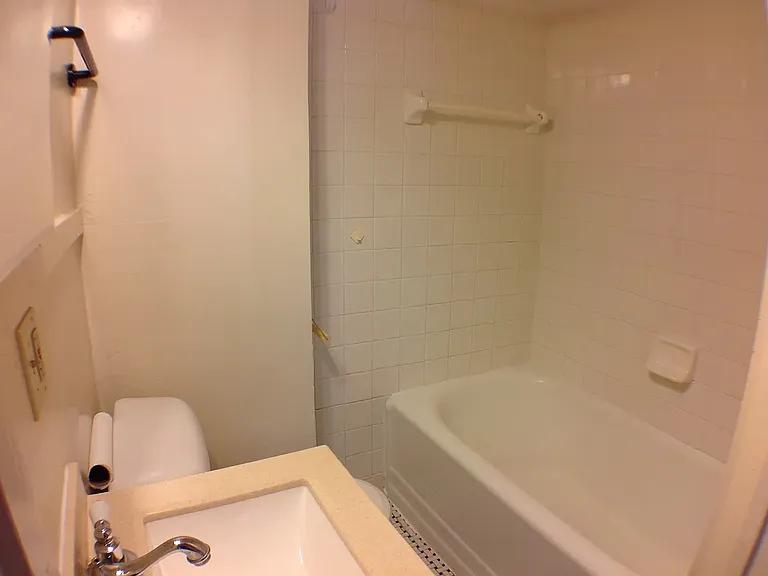 28 Union Ave NE #2 — Photo 13