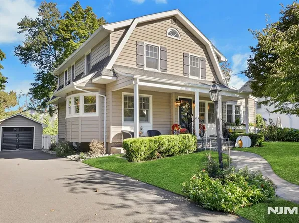 615 Sylvan Place, Haworth, NJ 07641